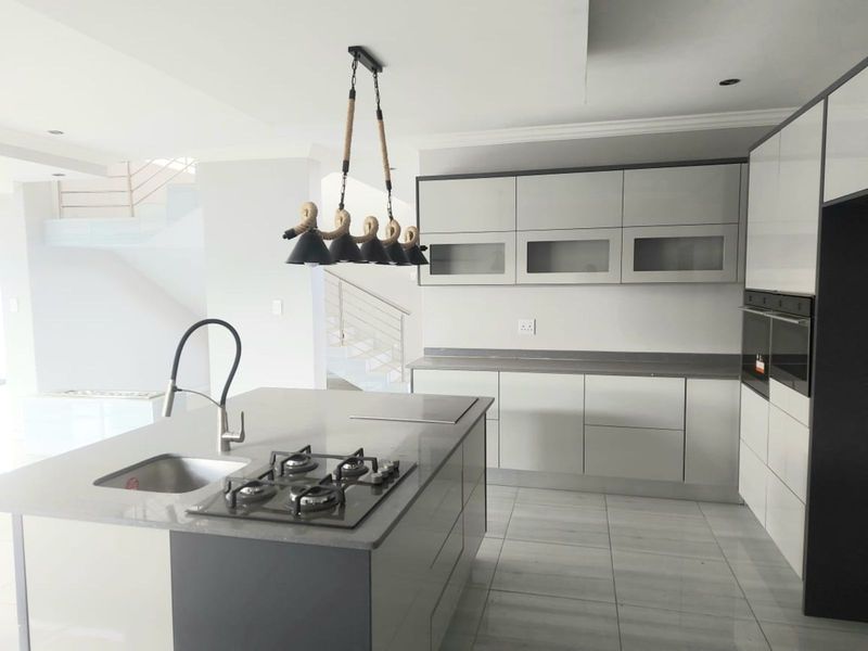 House For Sale in Savannah Country Estate - Photo 5