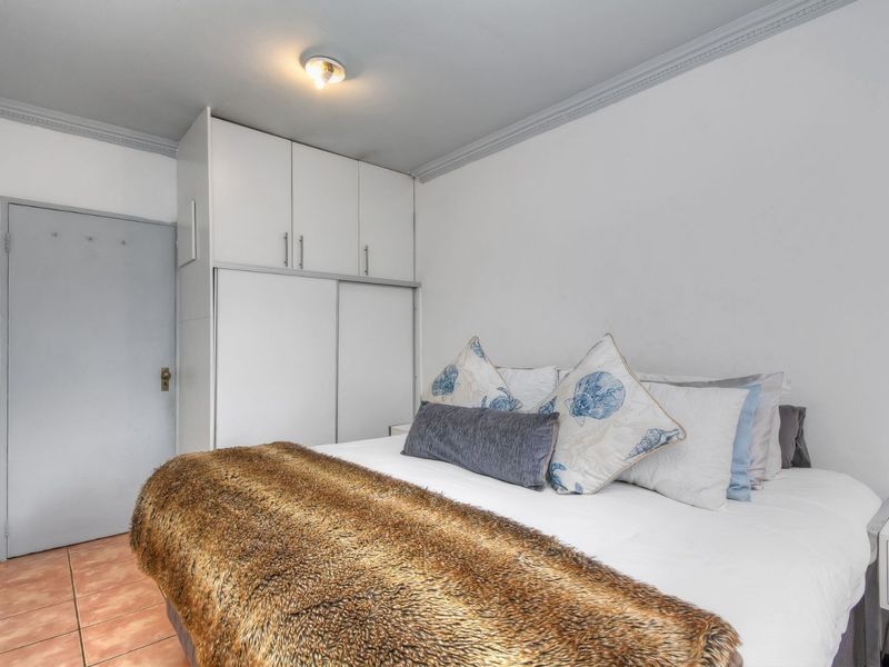 Apartment For Sale in Observatory - Photo 6