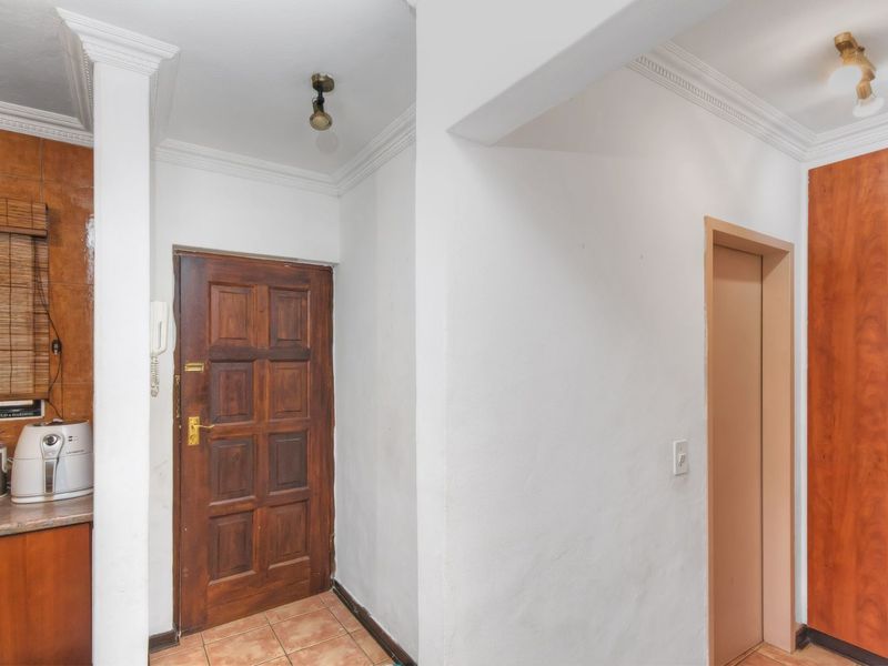 Apartment For Sale in Observatory - Photo 2