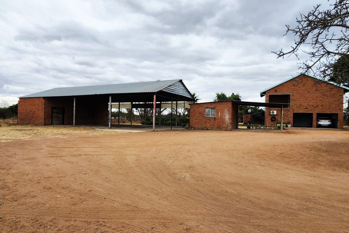 Farm For Sale in Doornbult AH - Photo 3