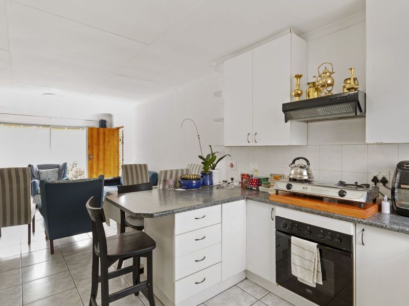 Townhouse For Sale in Honeydew Ridge - Photo 6