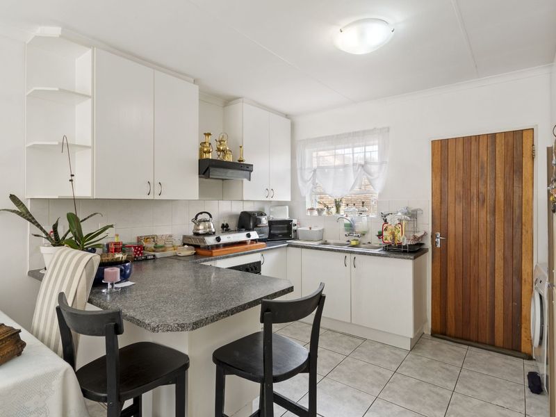 Townhouse For Sale in Honeydew Ridge - Photo 8