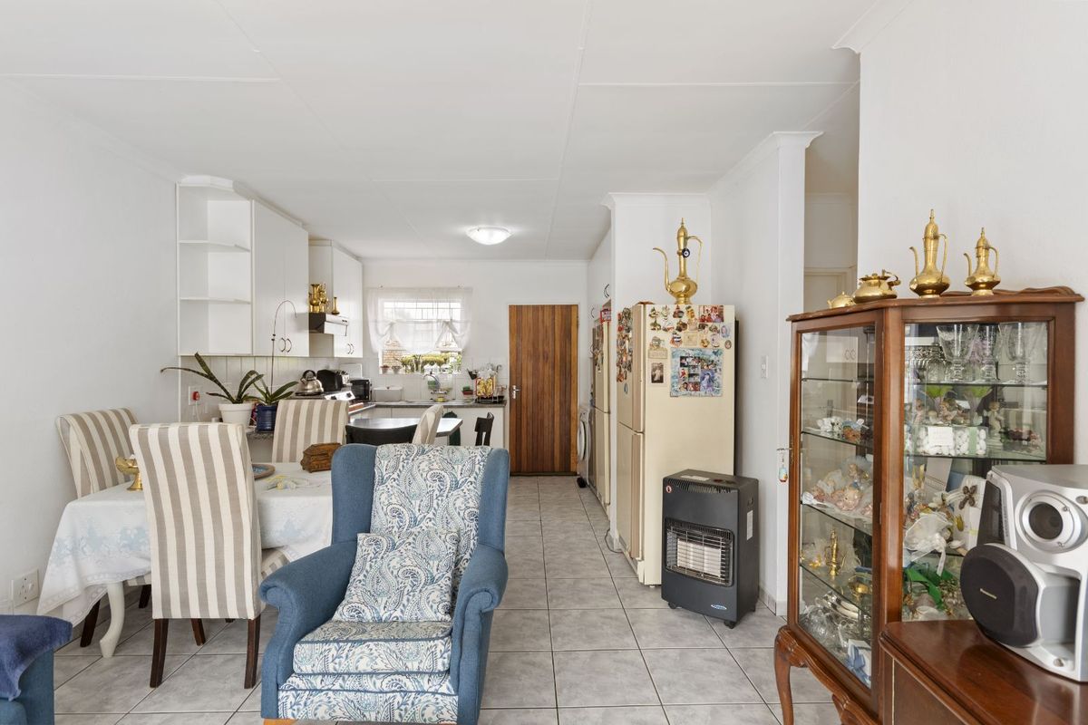 Townhouse For Sale in Honeydew Ridge - Photo 5