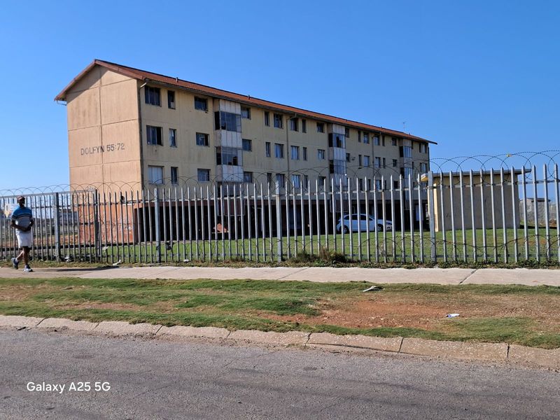 Apartment For Sale in Algoa Park - Photo 4