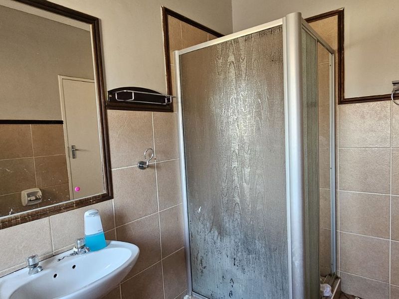 Townhouse For Sale in Mooikloof Ridge - Photo 7