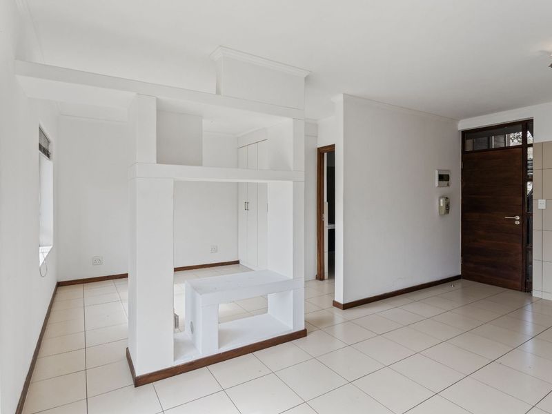 Apartment For Sale in Jackal Creek Golf Estate - Photo 6