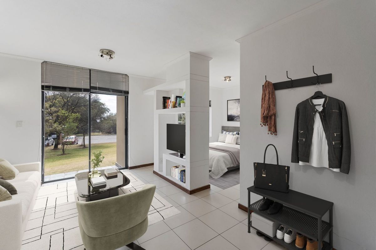 Apartment For Sale in Jackal Creek Golf Estate - Photo 2