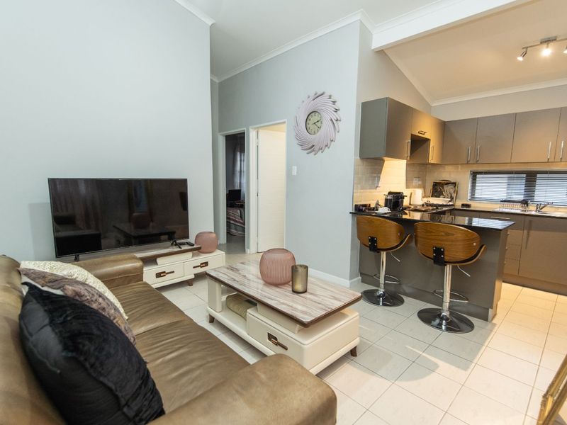 House For Sale in Parsonsvlei - Photo 6