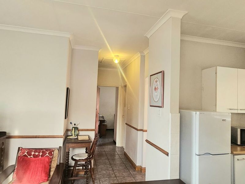 Townhouse For Sale in Kabega - Photo 5