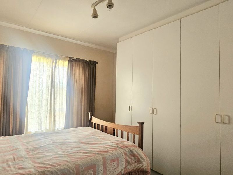 Townhouse For Sale in Kabega - Photo 10