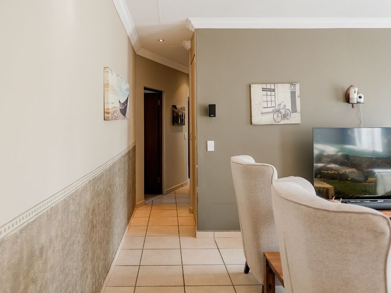 House For Sale in Equestria - Photo 7