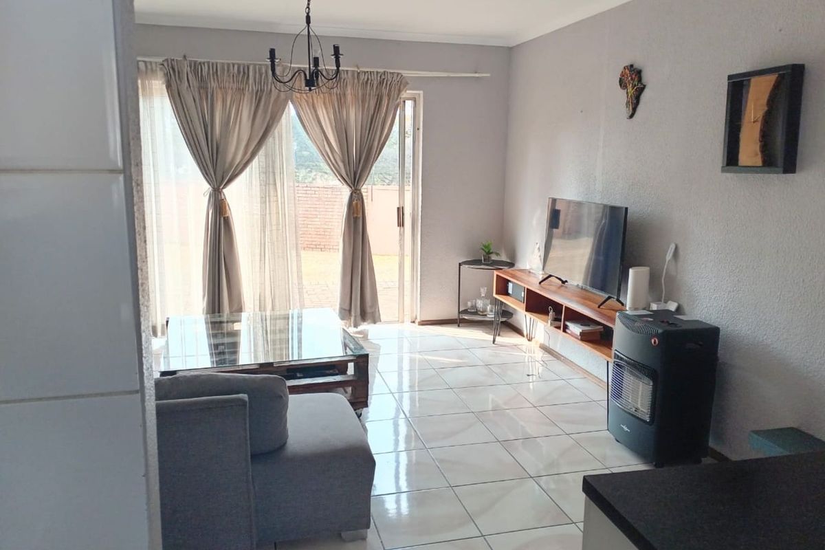 Townhouse For Sale in Georginia - Photo 3