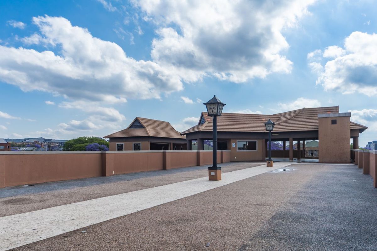 Office For Sale in Hatfield - Photo 2