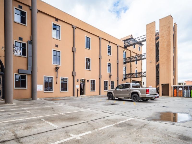 Office For Sale in Hatfield - Photo 9