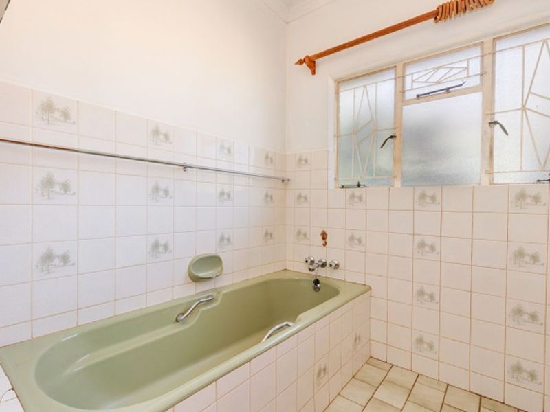 House For Sale in Eldoraigne - Photo 6