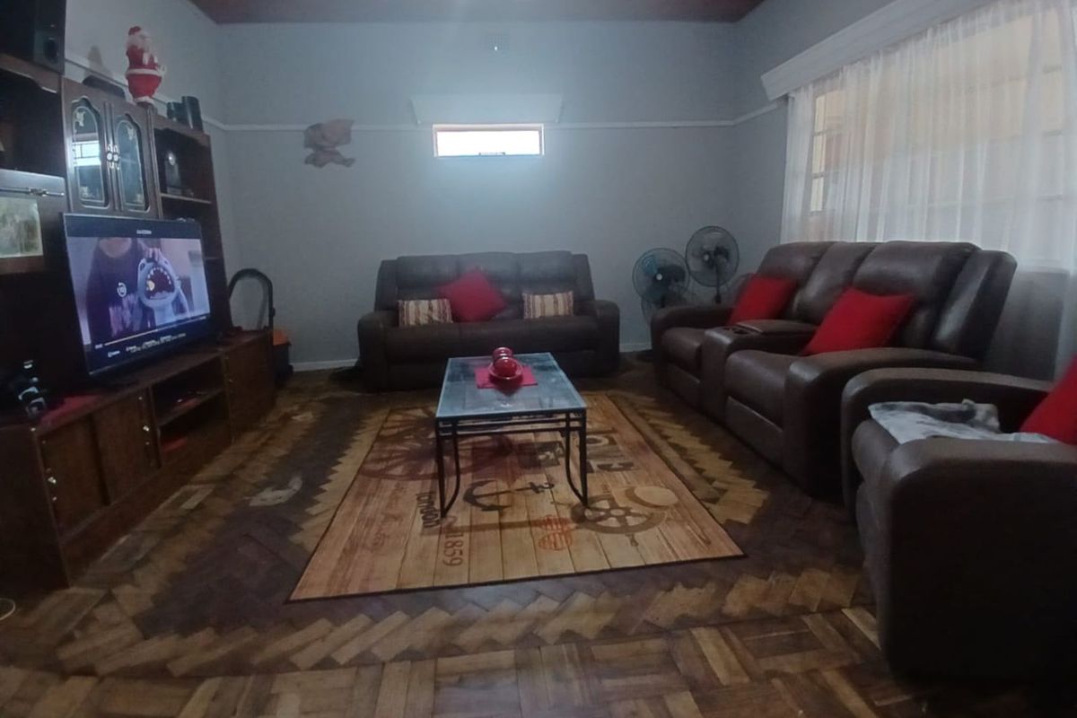 House For Sale in Oudorp - Photo 5