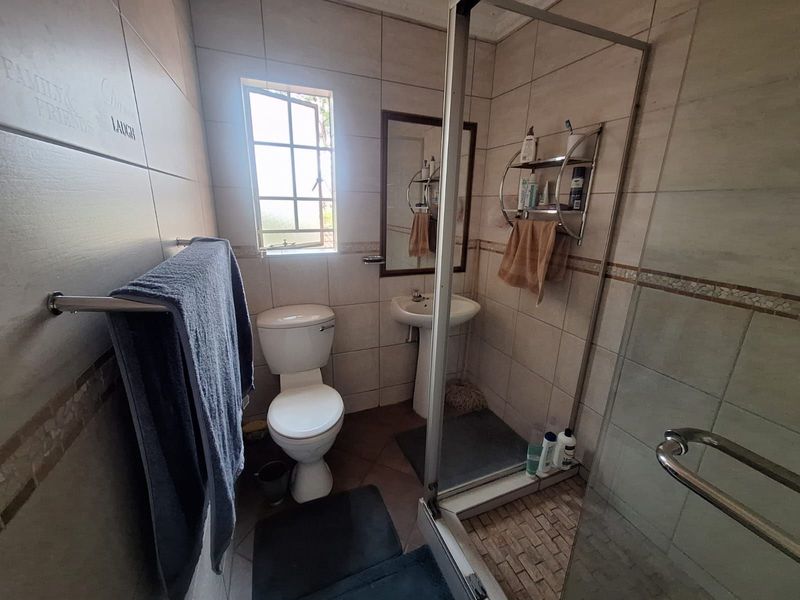 Apartment For Sale in Die Hoewes - Photo 10