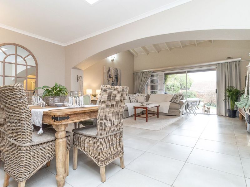 Townhouse For Sale in Fairland - Photo 3