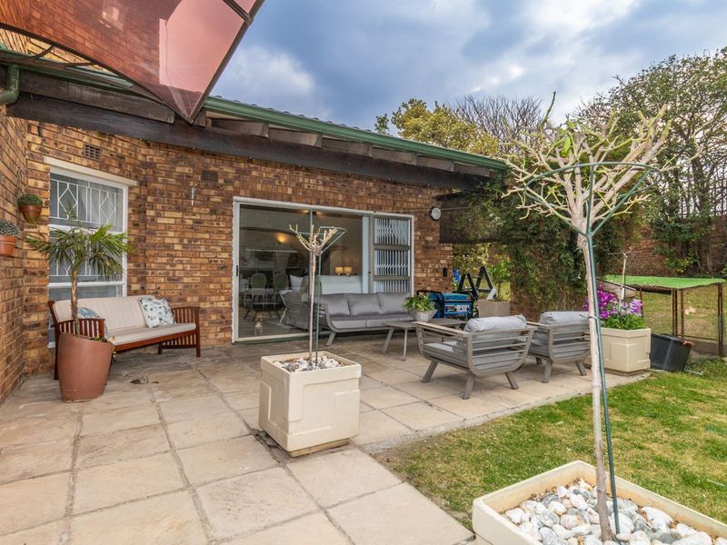 Townhouse For Sale in Fairland - Photo 8