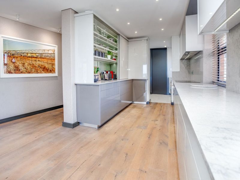 Apartment For Sale in Morningside - Photo 7