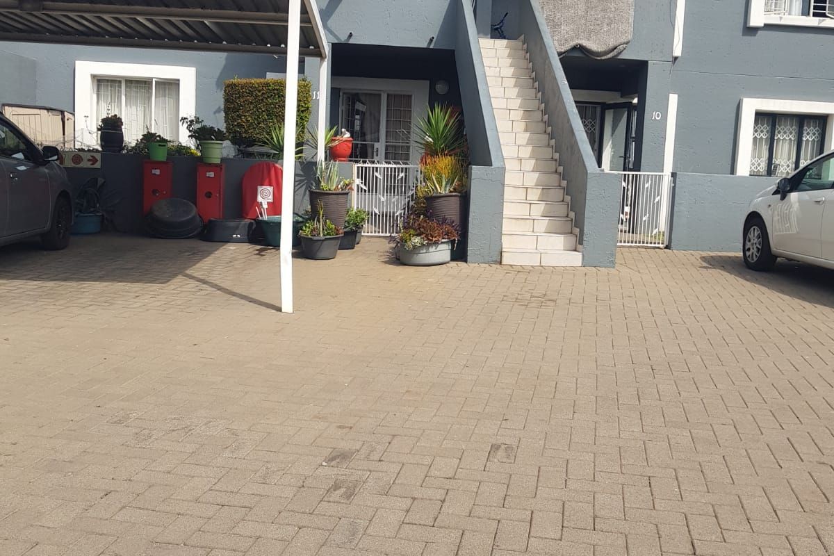 Apartment For Sale in Malanshof - Photo 4