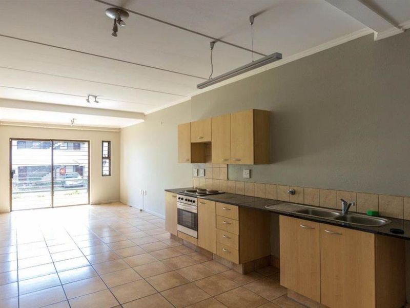 Apartment For Sale in Sunninghill - Photo 7