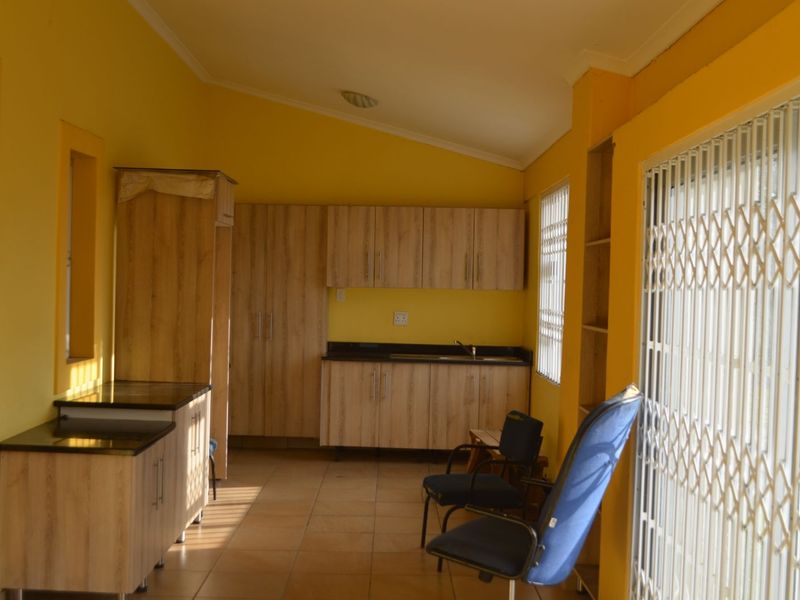 Office For Sale in Manors - Photo 10