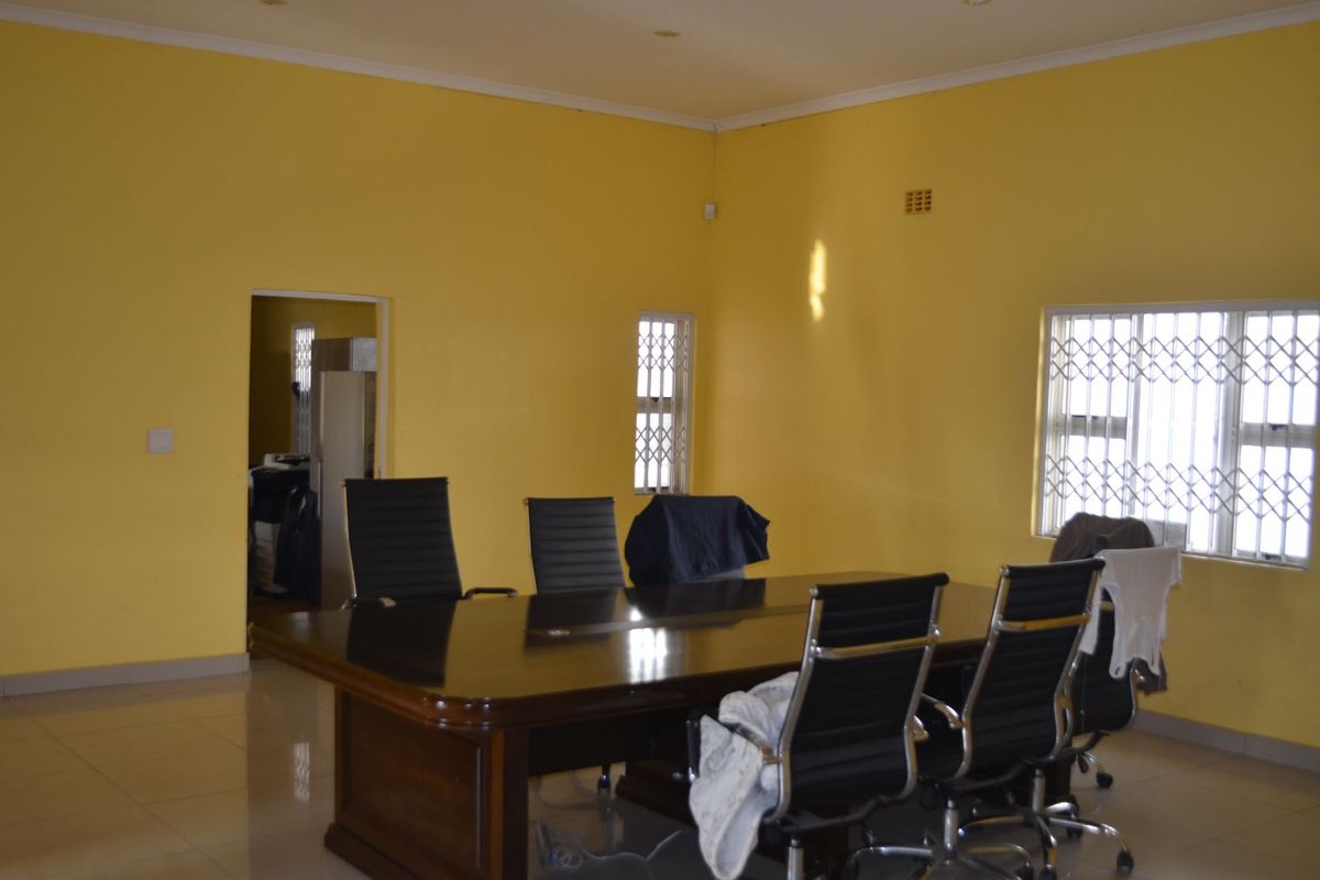 Office For Sale in Manors - Photo 5