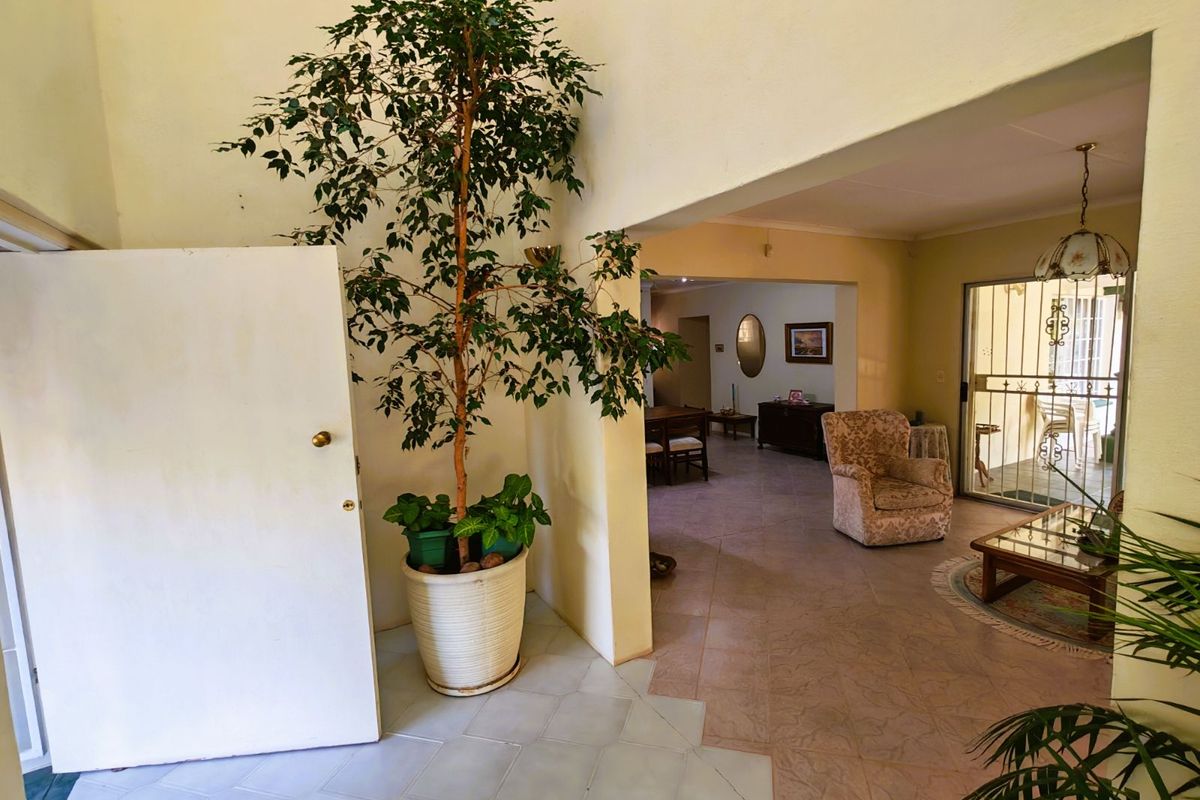 House For Sale in Bela Bela Central - Photo 4