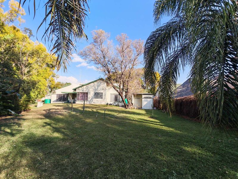 House For Sale in Bela Bela Central - Photo 2