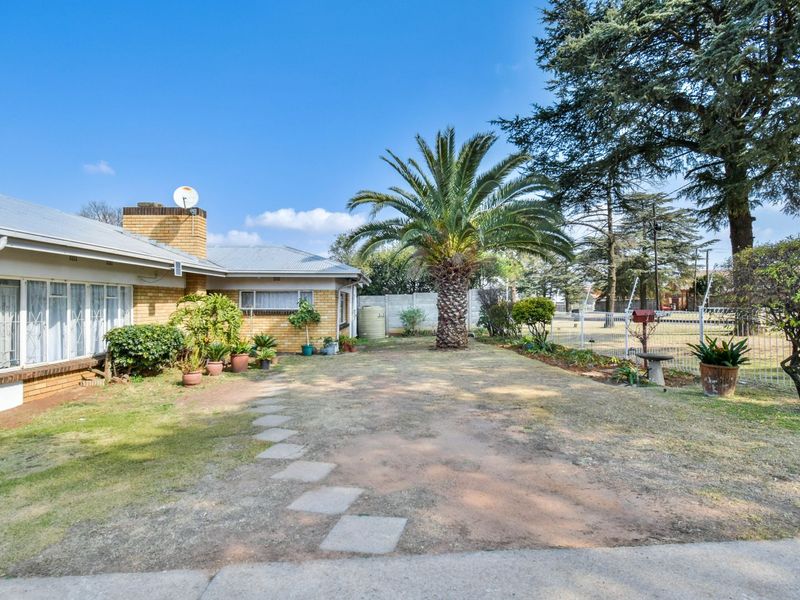 House For Sale in Krugersdorp North - Photo 4