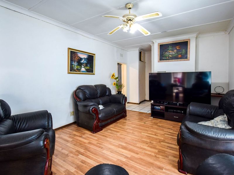 House For Sale in Krugersdorp North - Photo 6