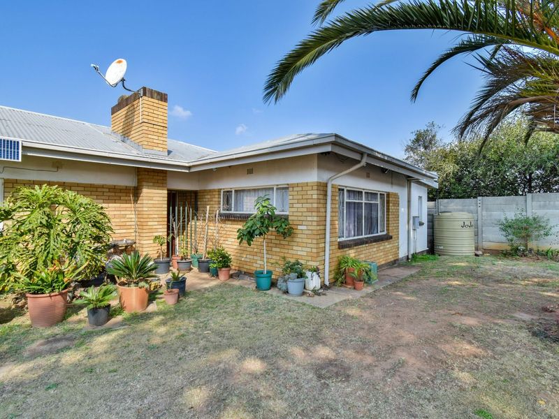 House For Sale in Krugersdorp North - Photo 3