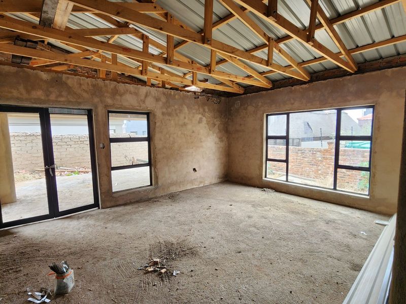 House For Sale in Bendor - Photo 6