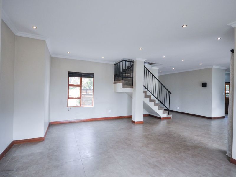 House For Sale in Olympus AH - Photo 8