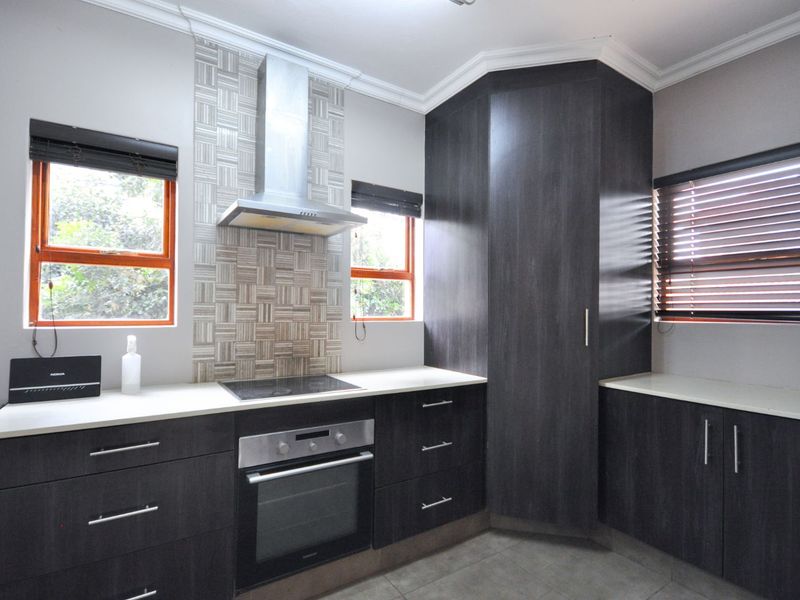 House For Sale in Olympus AH - Photo 10