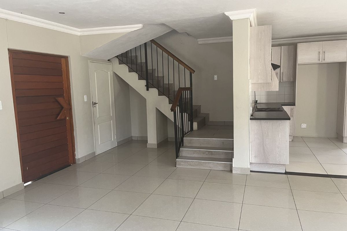 House For Sale in Ferndale - Photo 4