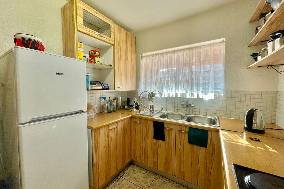 Apartment For Sale in Florida - Photo 2