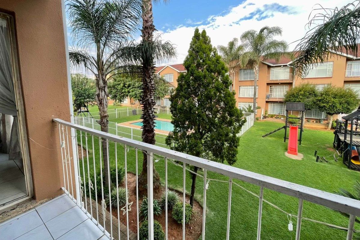 Apartment For Sale in Florida - Photo 4