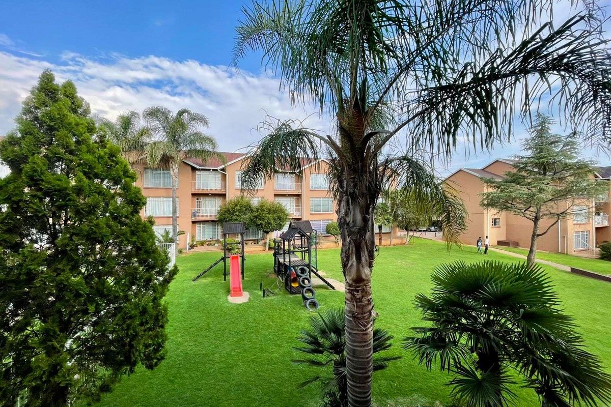 Apartment For Sale in Florida - Photo 3