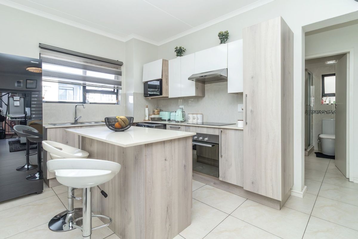 Apartment For Sale in Randpark Ridge - Photo 5