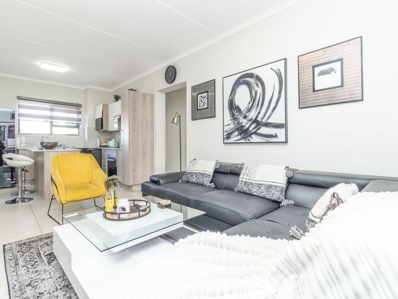 Apartment For Sale in Randpark Ridge - Photo 2