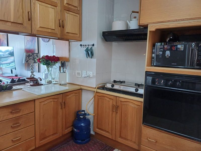 Apartment For Sale in Mossel Bay Central - Photo 3