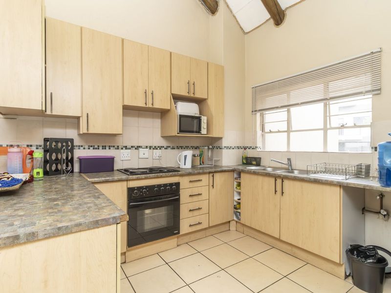 Townhouse For Sale in Ferndale - Photo 2