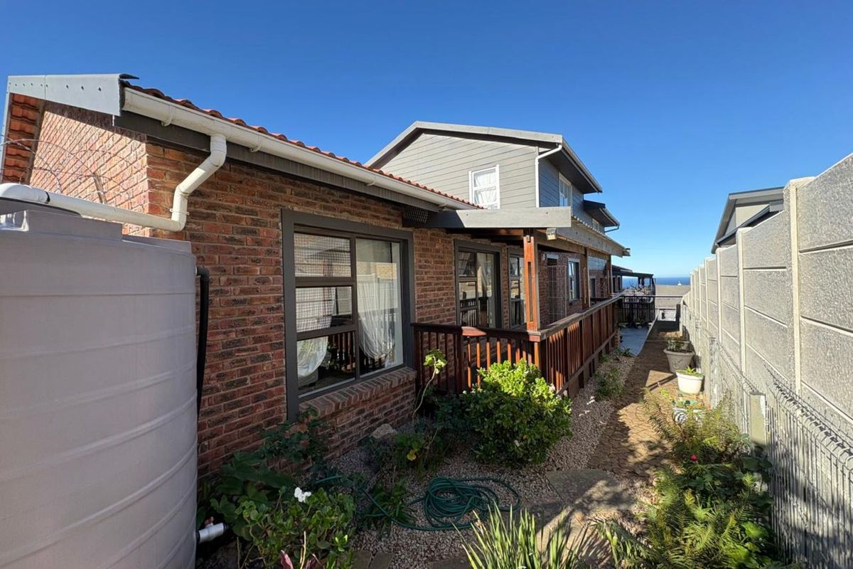 House For Sale in Dana Bay - Photo 3
