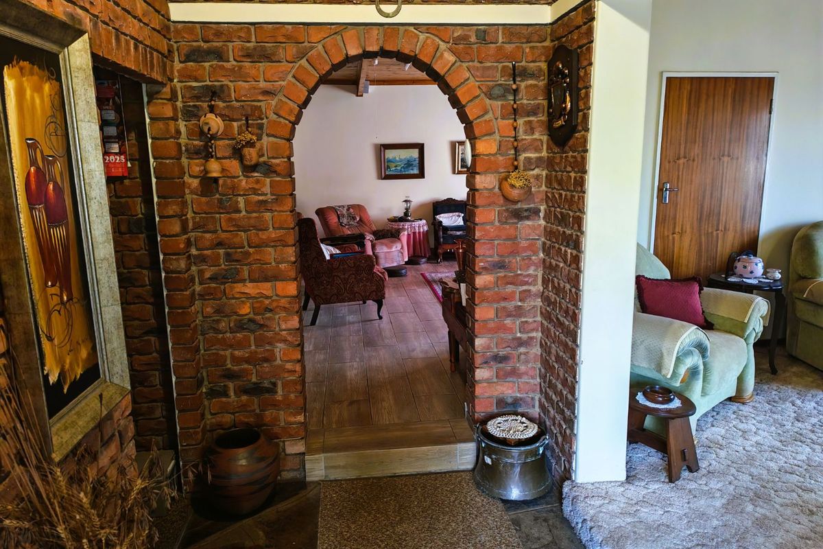 House For Sale in Modimolle Central - Photo 3