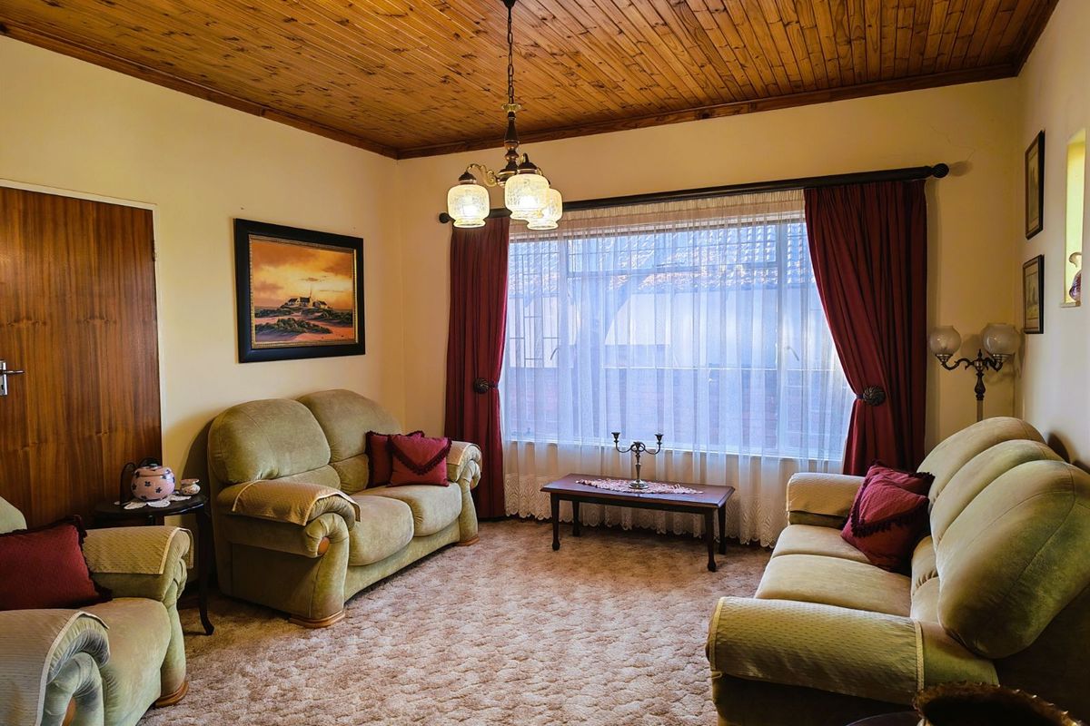 House For Sale in Modimolle Central - Photo 4