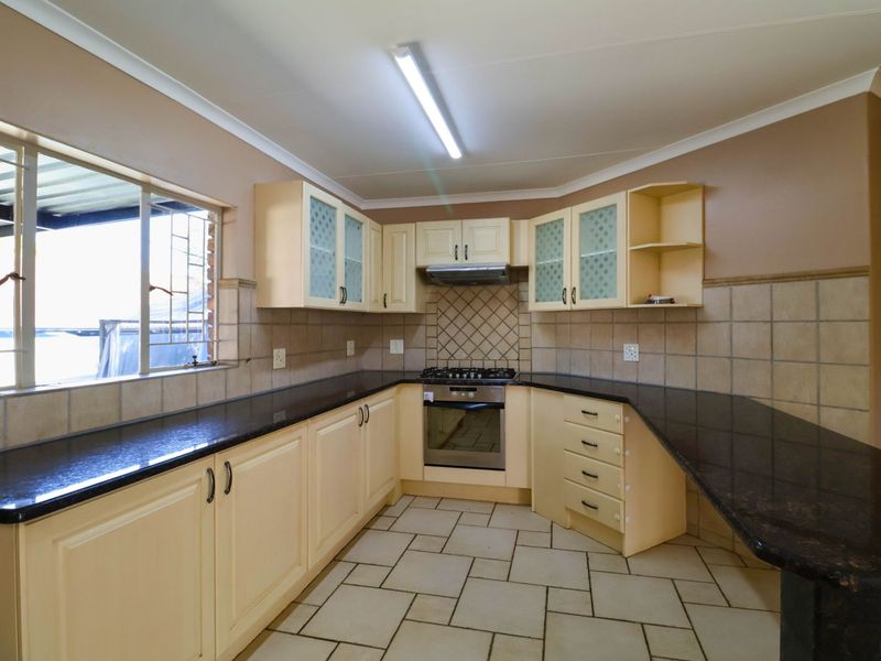 House For Sale in The Reeds - Photo 8