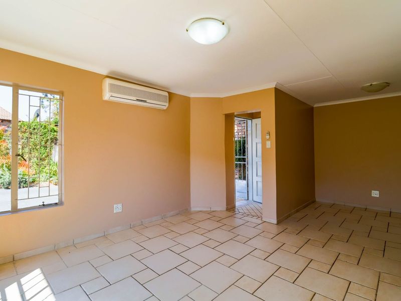 House For Sale in The Reeds - Photo 5