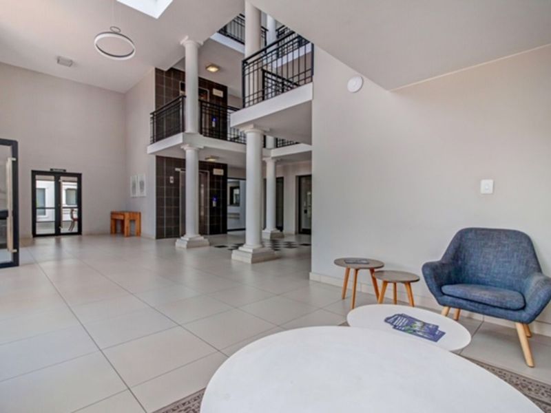 Apartment For Sale in Rivonia - Photo 6